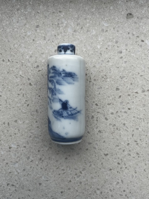 古玩陶瓷青花鼻煙壺真品鑒賞圖