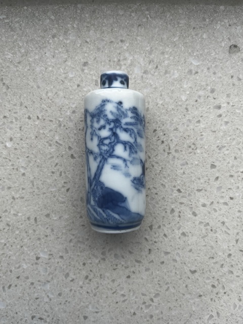 古玩陶瓷青花鼻煙壺真品鑒賞圖