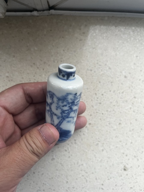 古玩陶瓷青花鼻煙壺真品鑒賞圖