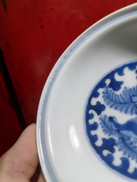 古玩陶瓷青花盤真品鑒賞圖