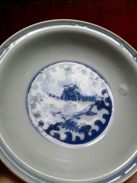 古玩陶瓷青花盤真品鑒賞圖