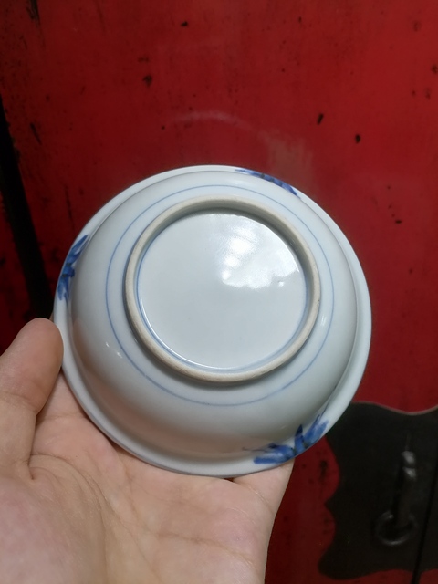 古玩陶瓷青花盤真品鑒賞圖