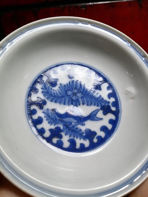 古玩陶瓷青花盤真品鑒賞圖