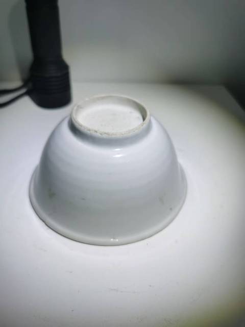 古玩陶瓷甜白釉茶碗真品鑒賞圖