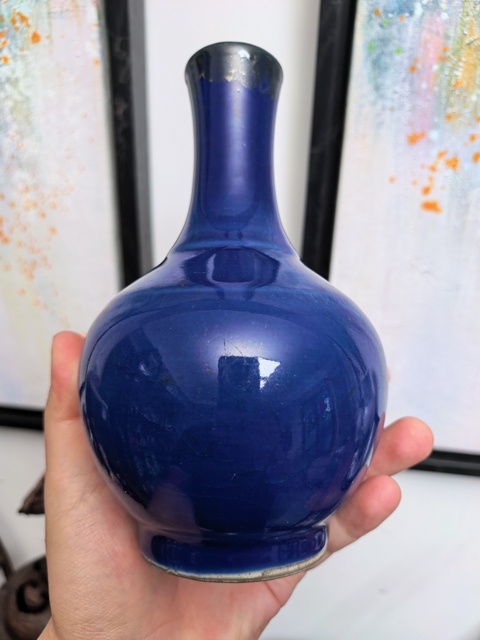古玩陶瓷晚清藍釉賞瓶拍賣，當前價格3500元