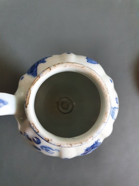 古玩陶瓷人物紋青花罐真品鑒賞圖