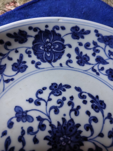 古玩陶瓷青花盤真品鑒賞圖