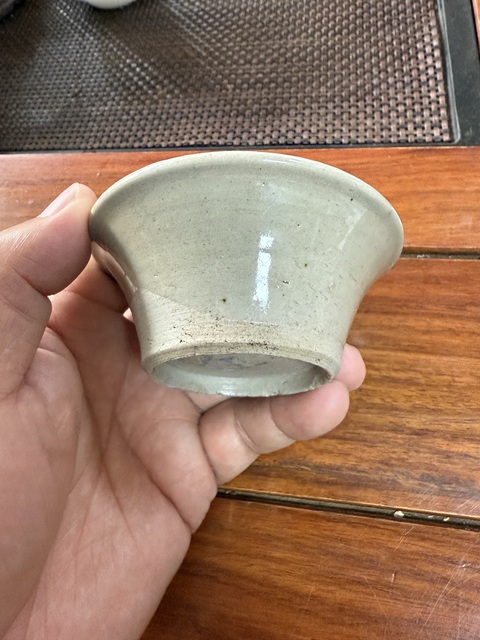古玩陶瓷馬蹄杯真品鑒賞圖
