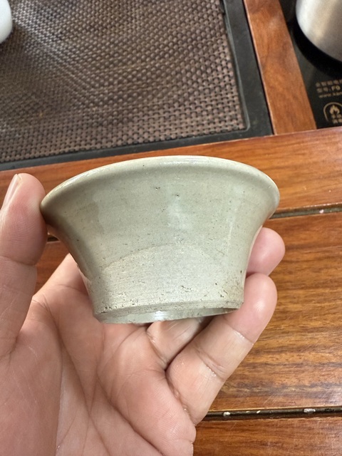 古玩陶瓷馬蹄杯真品鑒賞圖