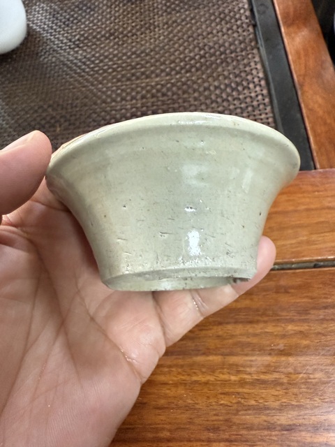 古玩陶瓷馬蹄杯真品鑒賞圖