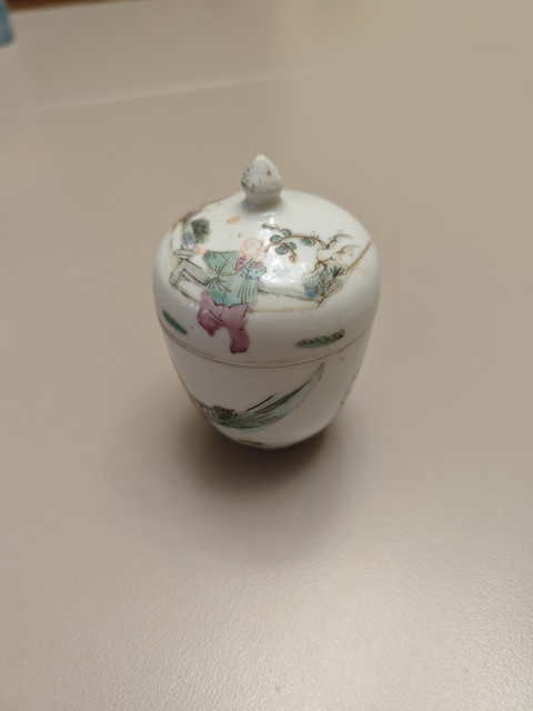 古玩陶瓷晚清粉彩蓋罐真品鑒賞圖