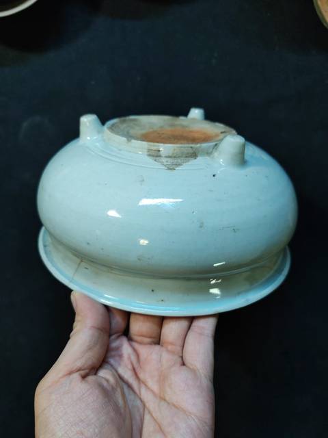 古玩陶瓷明代香爐真品鑒賞圖