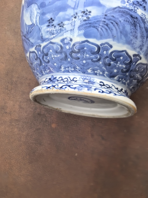 古玩陶瓷青花山水通景牧羊圖雙耳瓶真品鑒賞圖