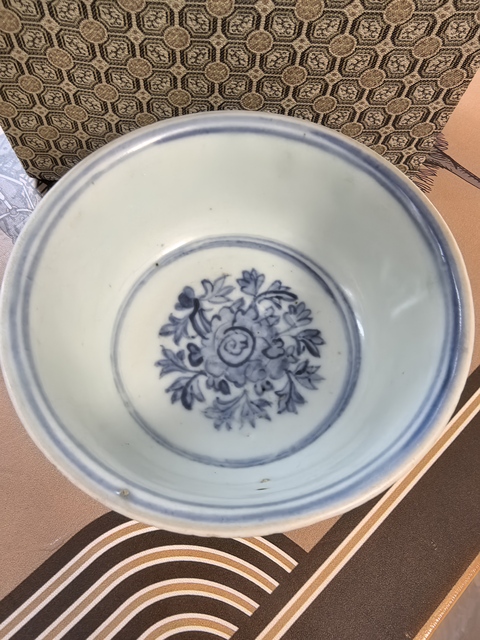 古玩陶瓷明成化青花花卉紋碗拍賣,當前價格15980元