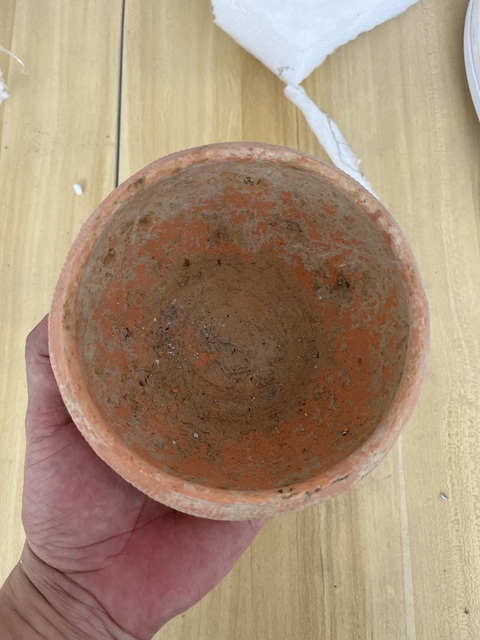 古玩陶瓷漢代紅陶真品鑒賞圖
