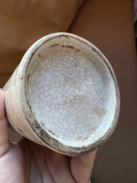 古玩陶瓷哥釉地青花刀馬人筆筒真品鑒賞圖