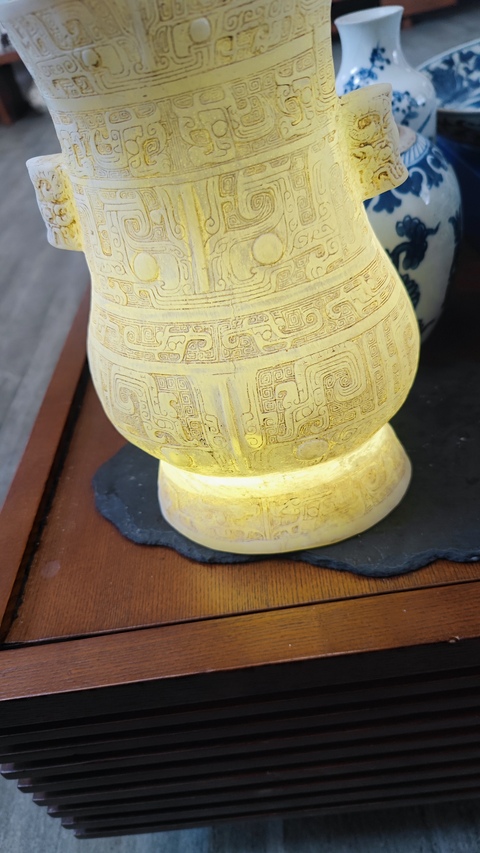 古玩玉器仿古玉瓶真品鑒賞圖