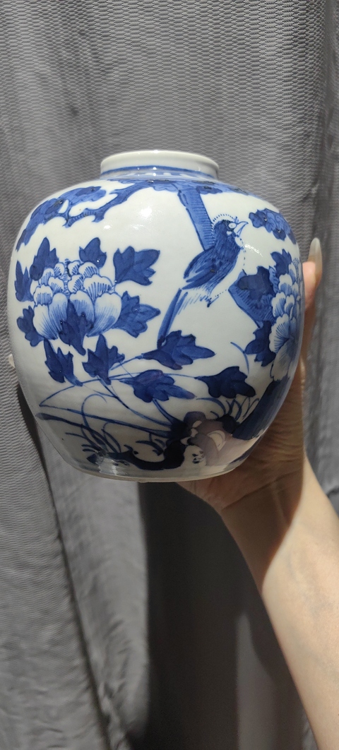 古玩陶瓷花鳥紋青花罐真品鑒賞圖