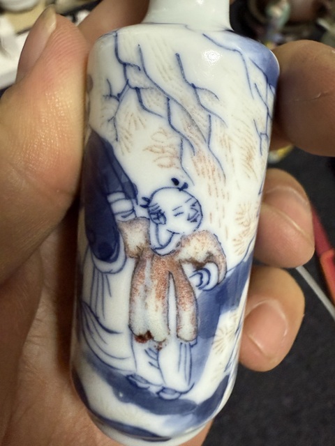 古玩陶瓷青花釉里紅鼻煙壺真品鑒賞圖