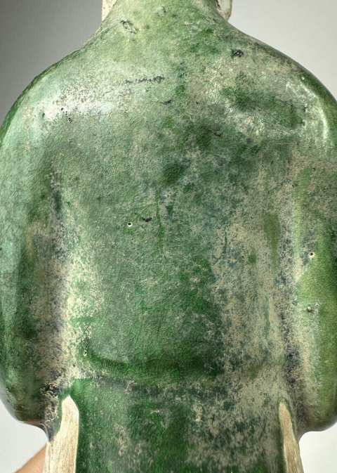 古玩陶瓷明三彩人物俑真品鑒賞圖