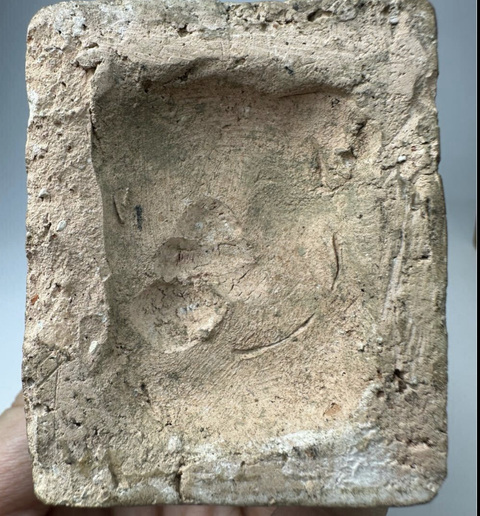 古玩陶瓷明三彩人物俑真品鑒賞圖