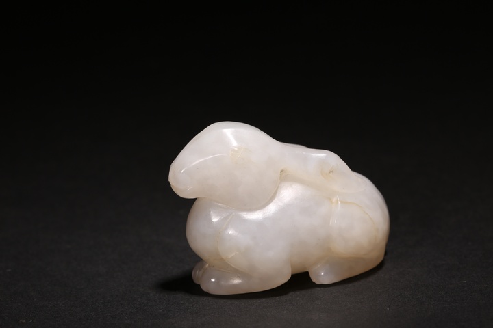古玩玉器和田玉雕兔型件真品鑒賞圖