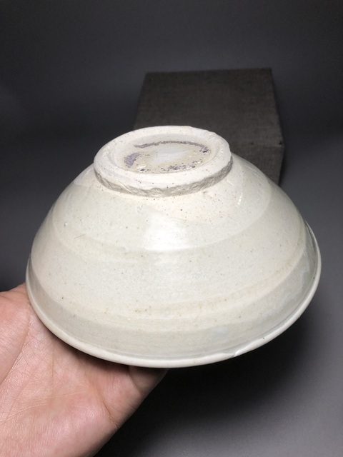 古玩陶瓷宋代唇口圈足碗真品鑒賞圖