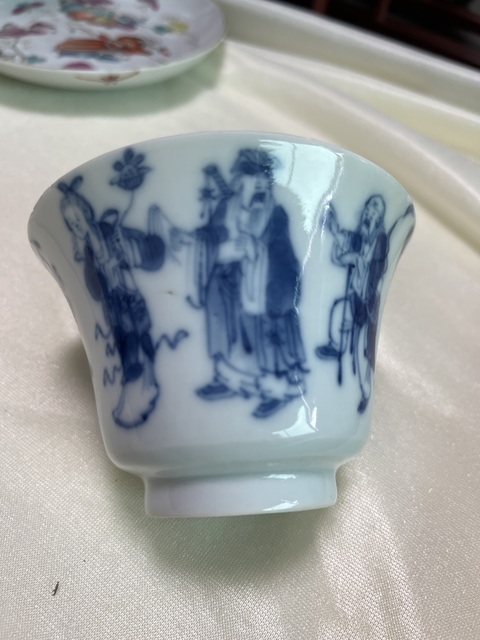 古玩陶瓷青花杯真品鑒賞圖