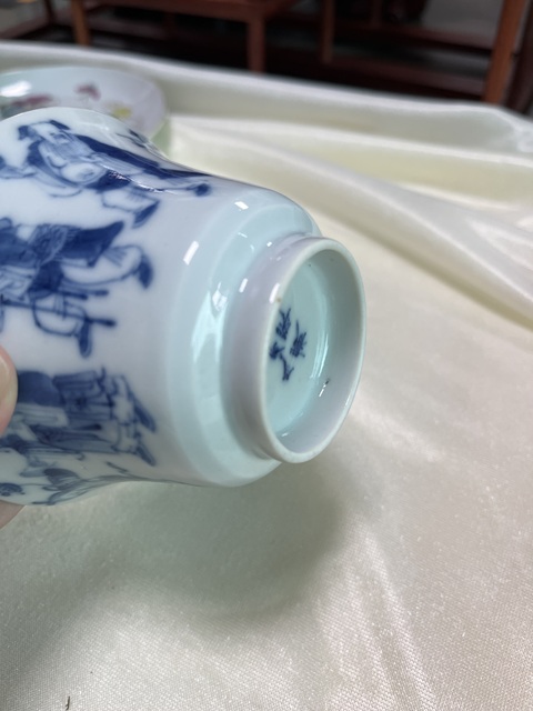 古玩陶瓷青花杯真品鑒賞圖