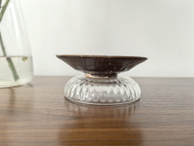 古玩陶瓷耀州窯褐釉葵口茶盞真品鑒賞圖