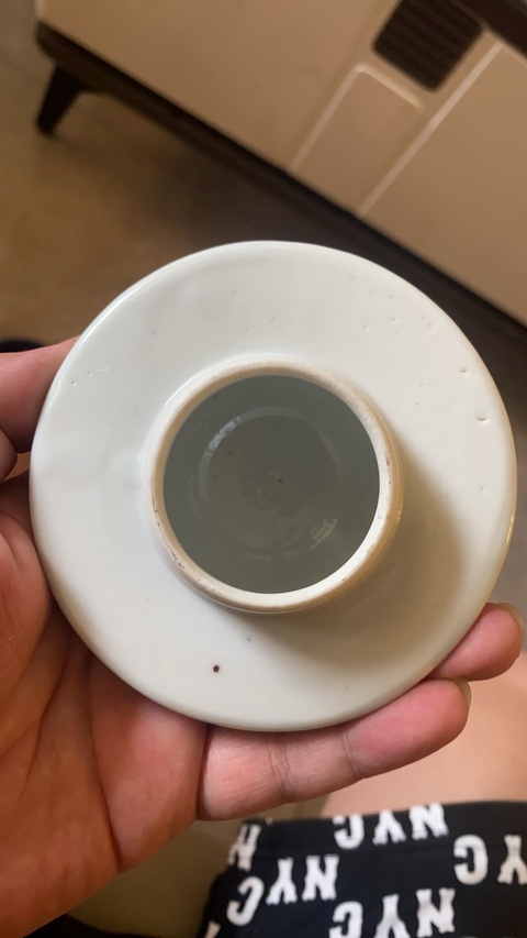 古玩陶瓷人物紋青花雞腿蓋瓶真品鑒賞圖