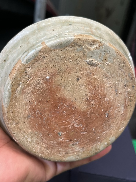古玩陶瓷越窯青瓷蘭花蠟燈真品鑒賞圖