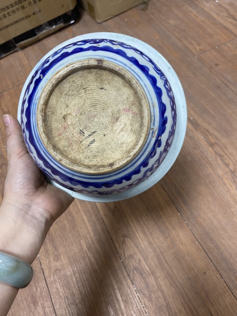 古玩陶瓷拐子龍紋青花香爐真品鑒賞圖