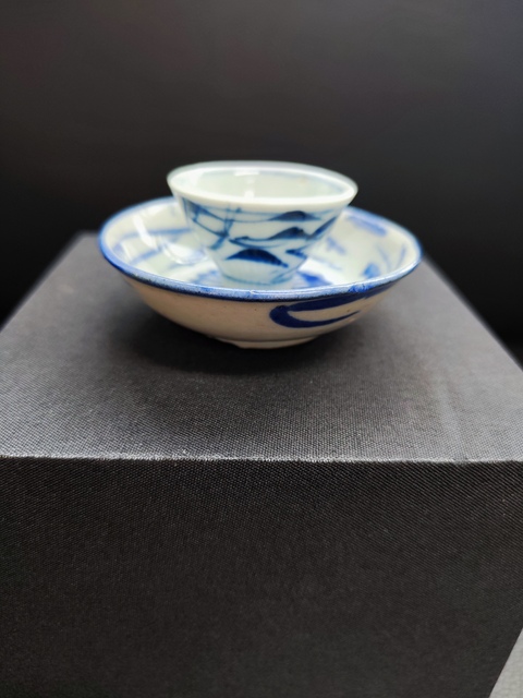 古玩陶瓷青花杯盤拍賣,當(dāng)前價(jià)格600元