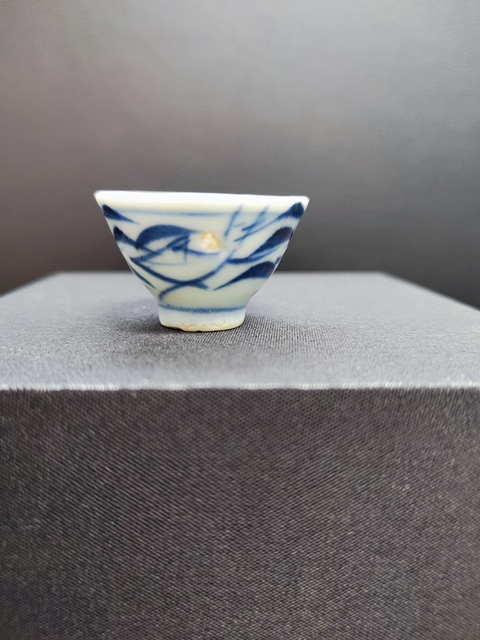 古玩陶瓷青花杯盤拍賣,當(dāng)前價(jià)格600元