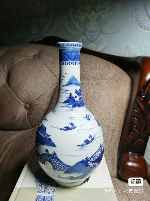 古玩陶瓷清中期 青花山水樓閣紋瓶真品鑒賞圖