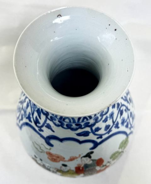 古玩陶瓷青花開窗粉彩人物玉壺春瓶真品鑒賞圖