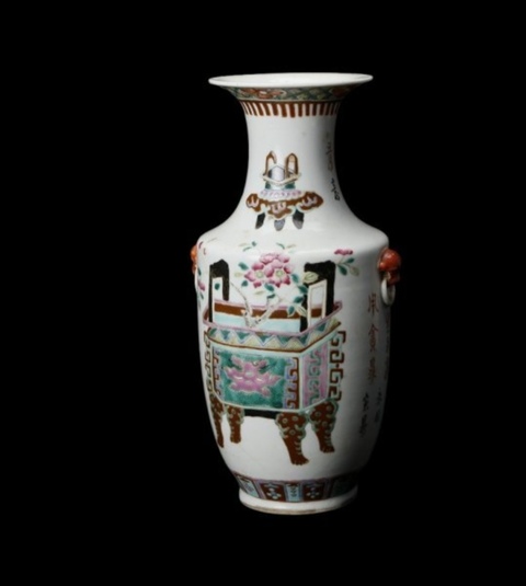 古玩陶瓷粉彩鐘鼎花卉紋雙耳瓶真品鑒賞圖