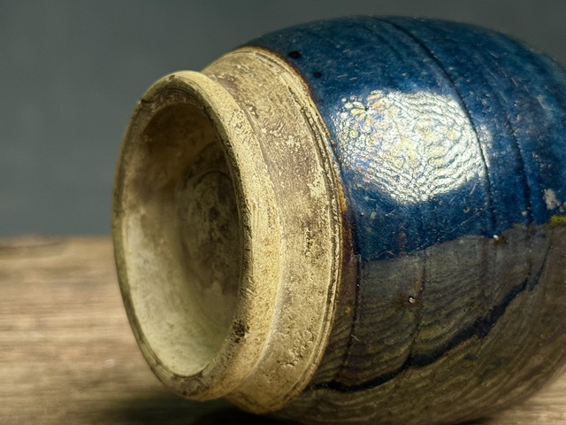 古玩陶瓷瓶真品鑒賞圖