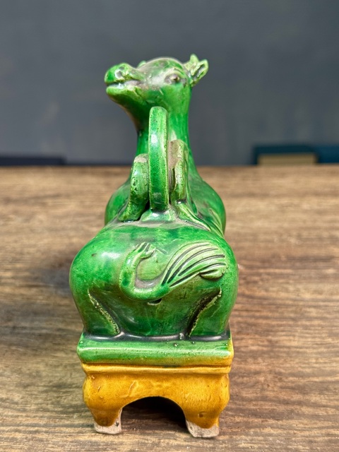 古玩陶瓷鹿擺件真品鑒賞圖