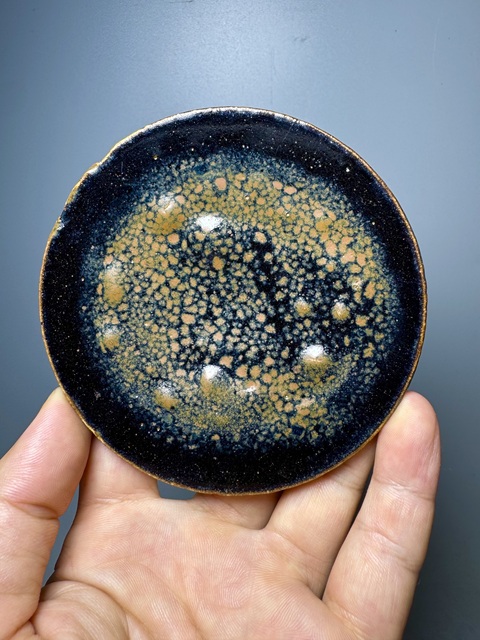 古玩陶瓷盤真品鑒賞圖