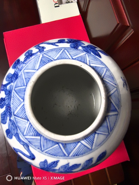 古玩陶瓷青花罐真品鑒賞圖