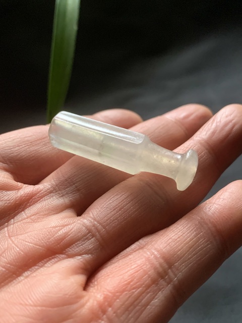 古玩玉器天然翡翠雕“煙嘴”真品鑒賞圖