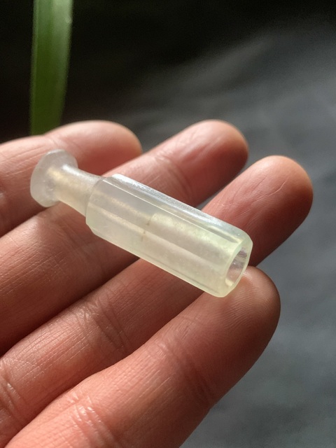 古玩玉器天然翡翠雕“煙嘴”真品鑒賞圖