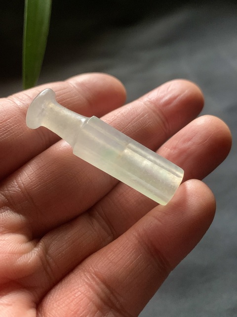 古玩玉器天然翡翠雕“煙嘴”真品鑒賞圖
