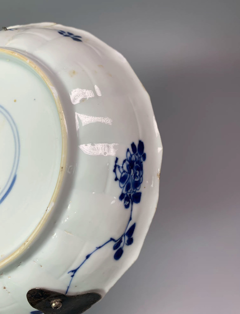 古玩陶瓷青花盤真品鑒賞圖