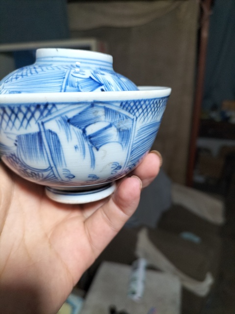 古玩陶瓷青花山水紋蓋碗（日本）真品鑒賞圖