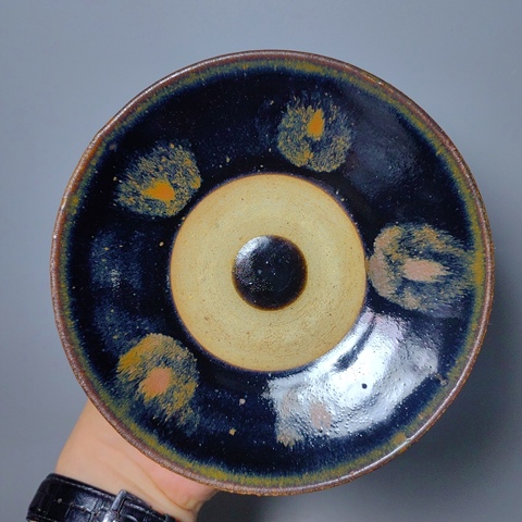 古玩陶瓷盤真品鑒賞圖