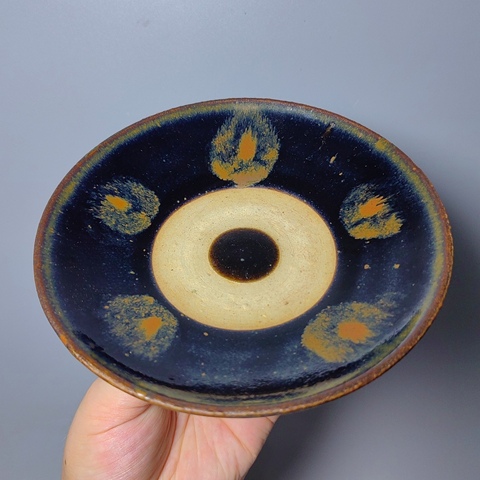 古玩陶瓷盤真品鑒賞圖