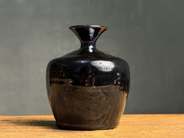 古玩陶瓷瓶真品鑒賞圖